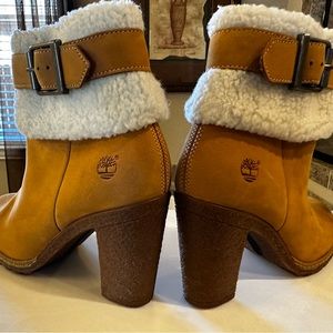 Worn Once - TIMBERLAND ALLINGTON BOOTIE -Womens